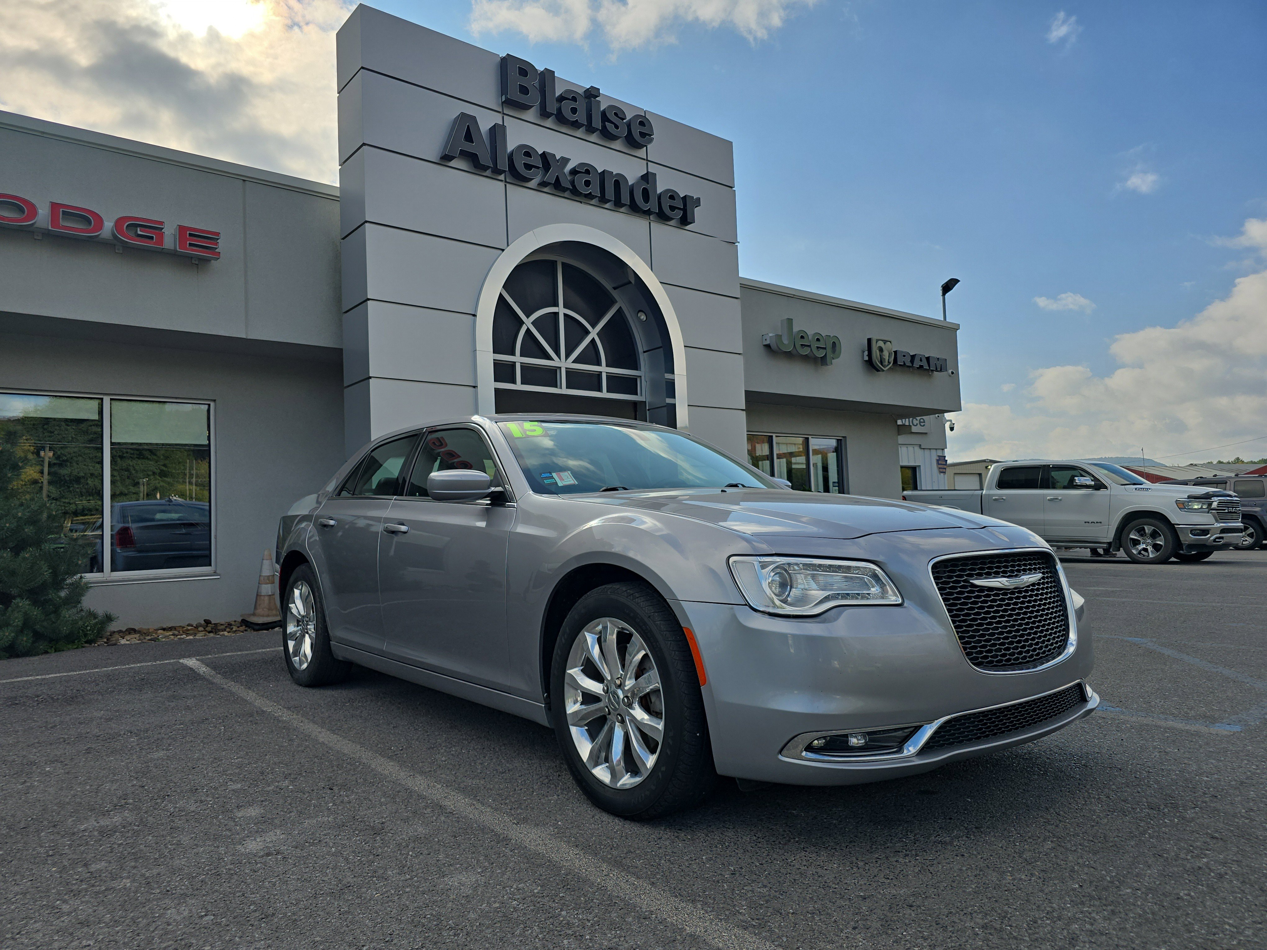 Used 2015 Chrysler 300 Limited w/ Driver Convenience Group