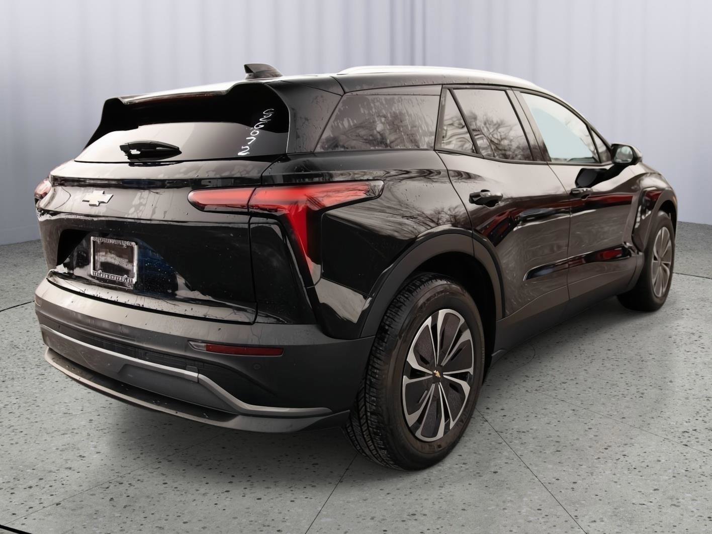 New 2026 Chevrolet Blazer EV LT image 8