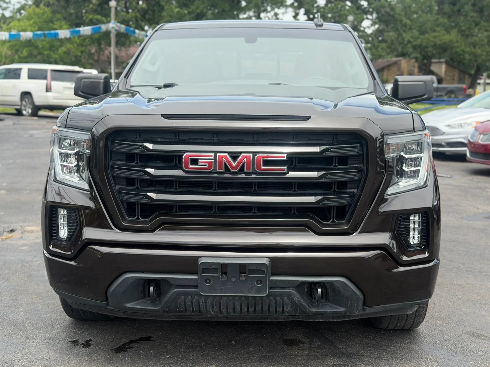 Used 2020 GMC Sierra 1500 Elevation w/ Elevation Value Package RWD image 3