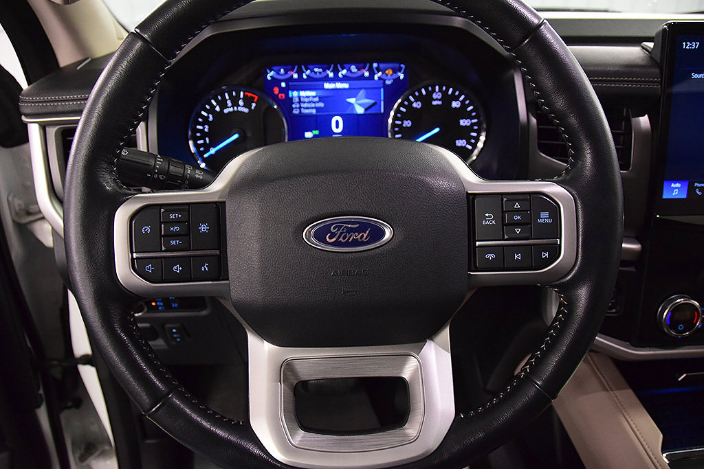 Used 2023 Ford Expedition XLT AWD/4WD image 21