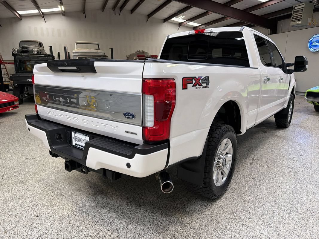 Used 2017 Ford F250 Platinum w/ Platinum Ultimate Package AWD/4WD image 7