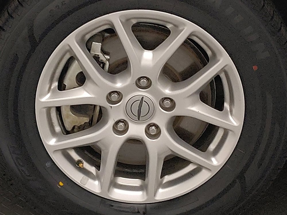 Used 2022 Chrysler Voyager LX image 31