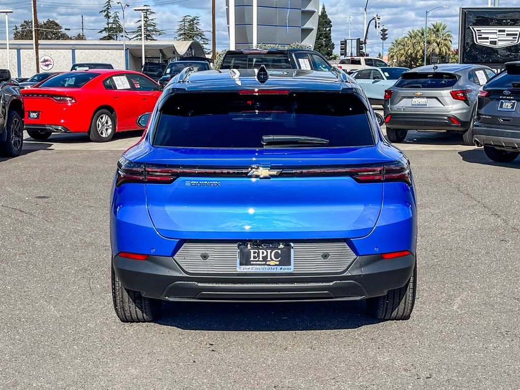 New 2026 Chevrolet Equinox EV LT image 3