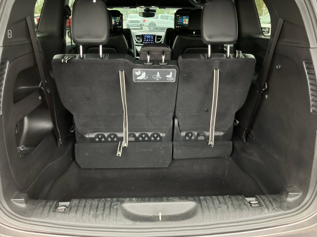 Used 2020 Chrysler Pacifica Touring-L Plus image 36