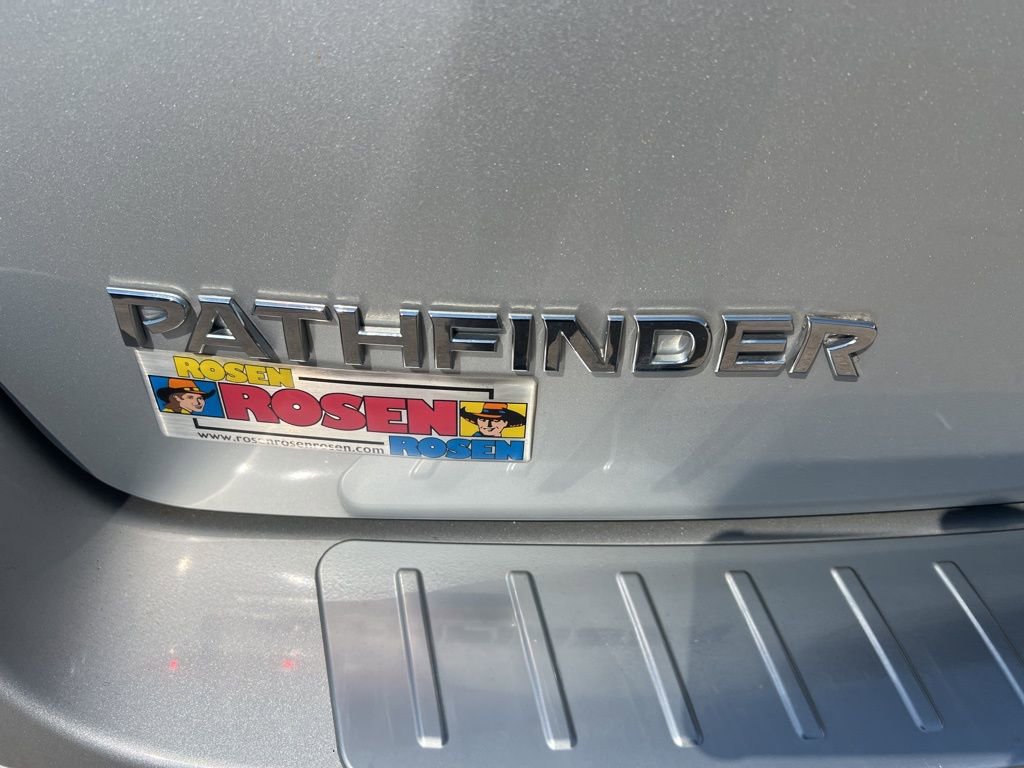 Used 2018 Nissan Pathfinder SV w/ Cargo Package image 31