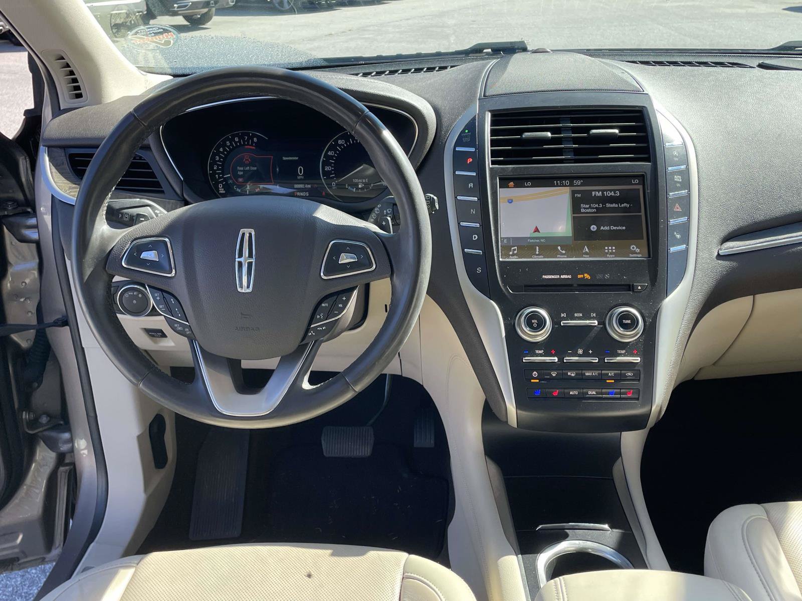 Used 2019 Lincoln MKC Reserve AWD/4WD image 4