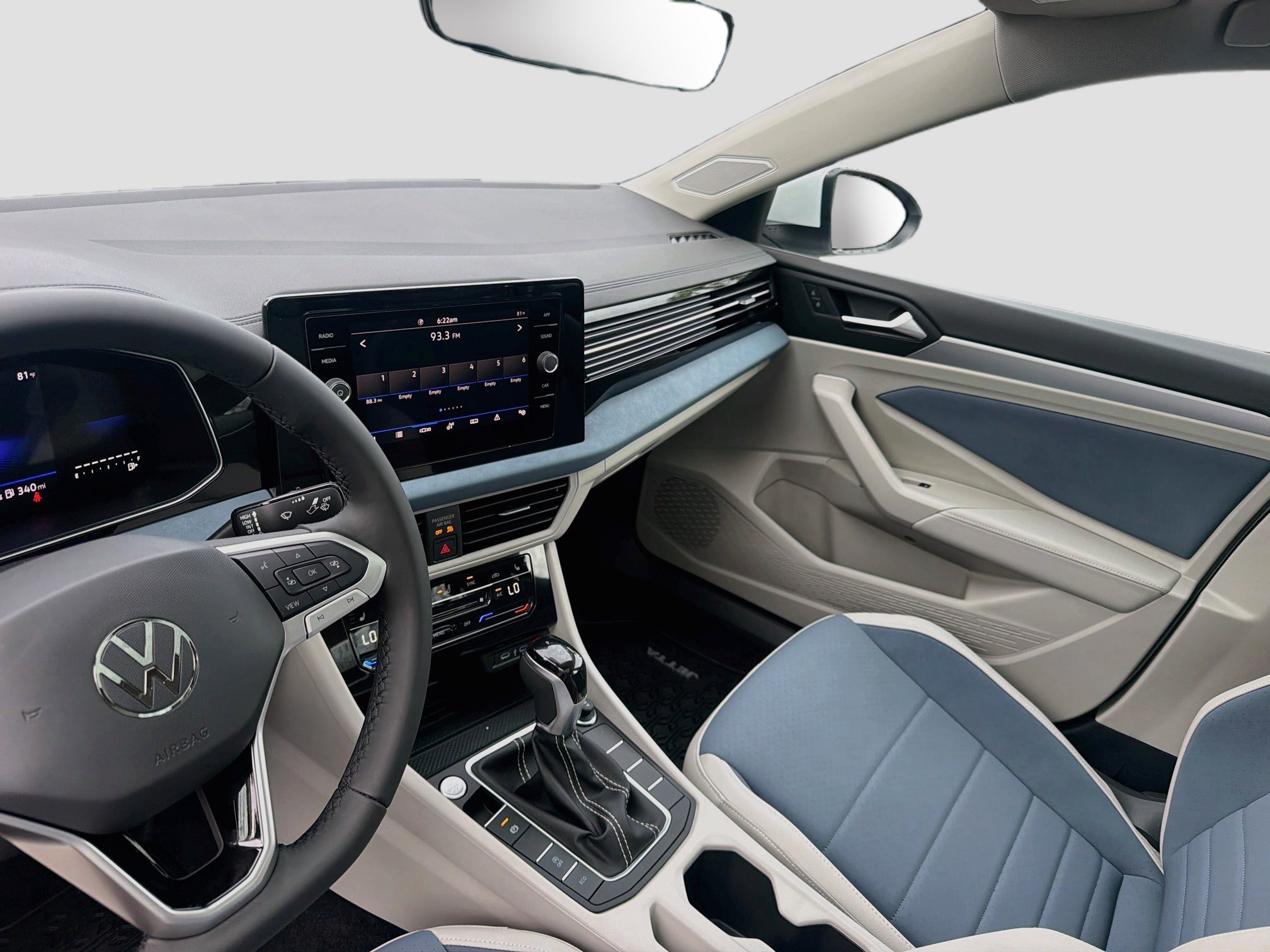 New 2027 Volkswagen Jetta SE FWD image 18