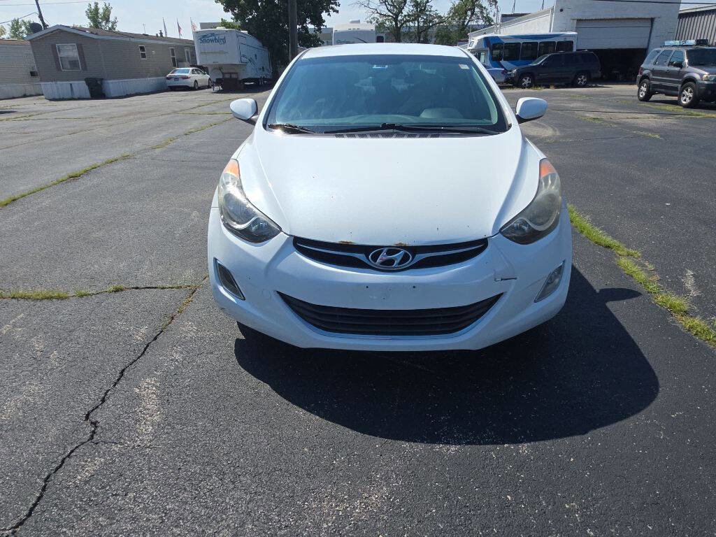 Used 2013 Hyundai Elantra GLS w/ Preferred Pkg image 4