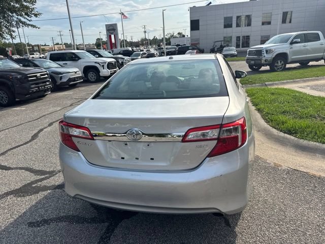 Used 2013 Toyota Camry XLE w/ Leather Pkg FWD image 8