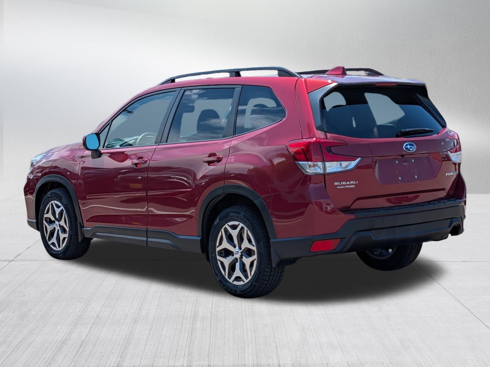 Used 2021 Subaru Forester Premium AWD/4WD image 5