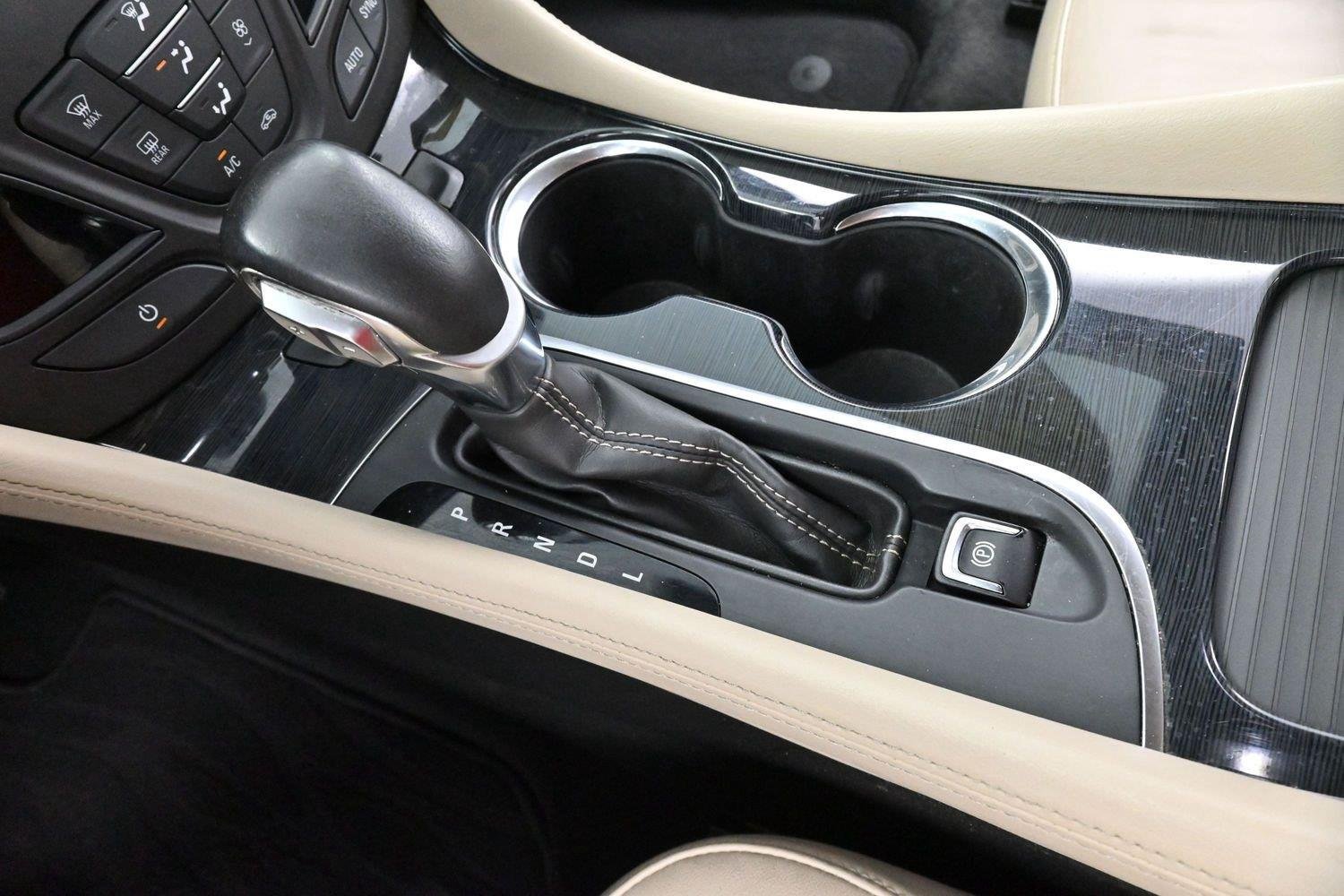 Used 2017 Buick Envision Essence FWD image 29