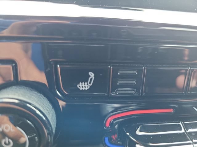 Used 2023 Jeep Grand Cherokee Altitude RWD image 19