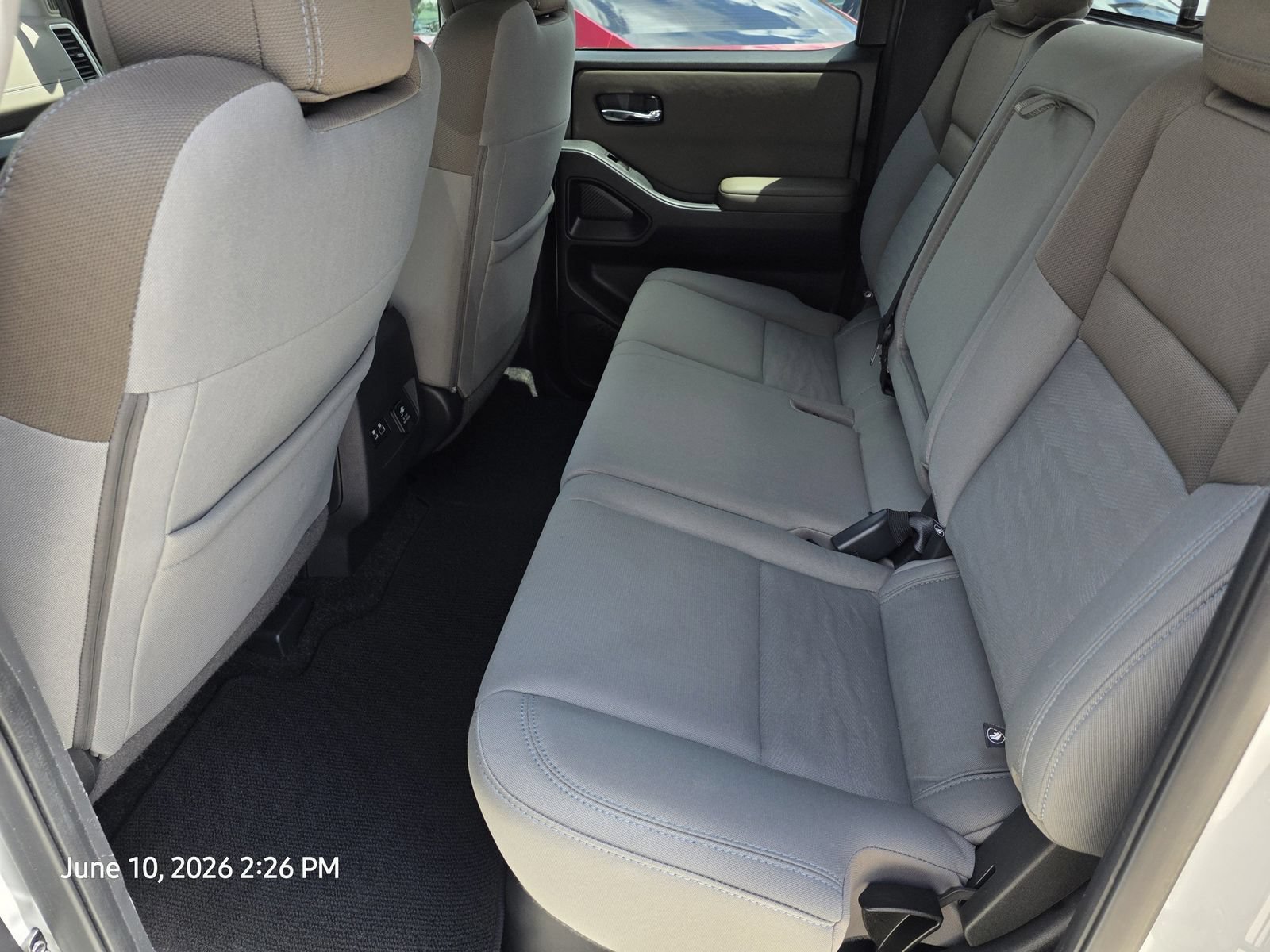 Used 2022 Nissan Frontier SV w/ Technology Package RWD image 18
