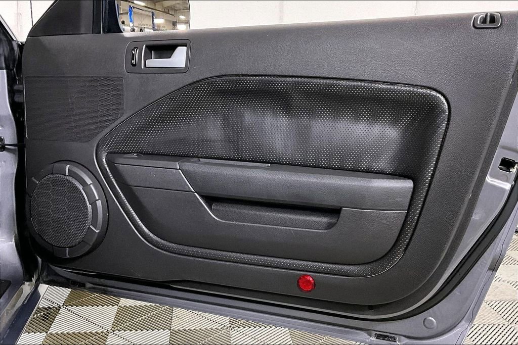 Used 2007 Ford Mustang GT Premium image 24