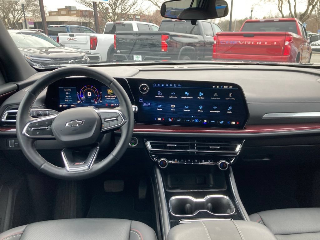 Used 2025 Chevrolet Traverse Z71 AWD/4WD image 6