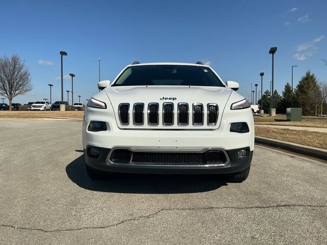 Used 2018 Jeep Cherokee Limited image 8