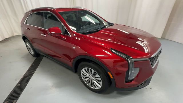 Certified 2024 Cadillac XT4 Premium Luxury w/ Cold Weather Package FWD image 2