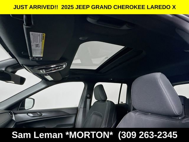 New 2025 Jeep Grand Cherokee Laredo X w/ Luxury Tech Group I image 21