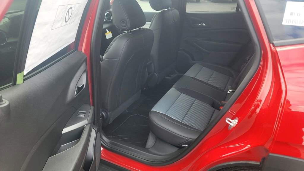 New 2026 Chevrolet Trax LT w/ Driver Confidence Package image 24