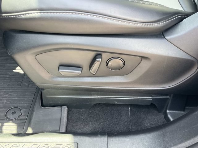 Used 2024 Ford Explorer XLT w/ Equipment Group 202A AWD/4WD image 35