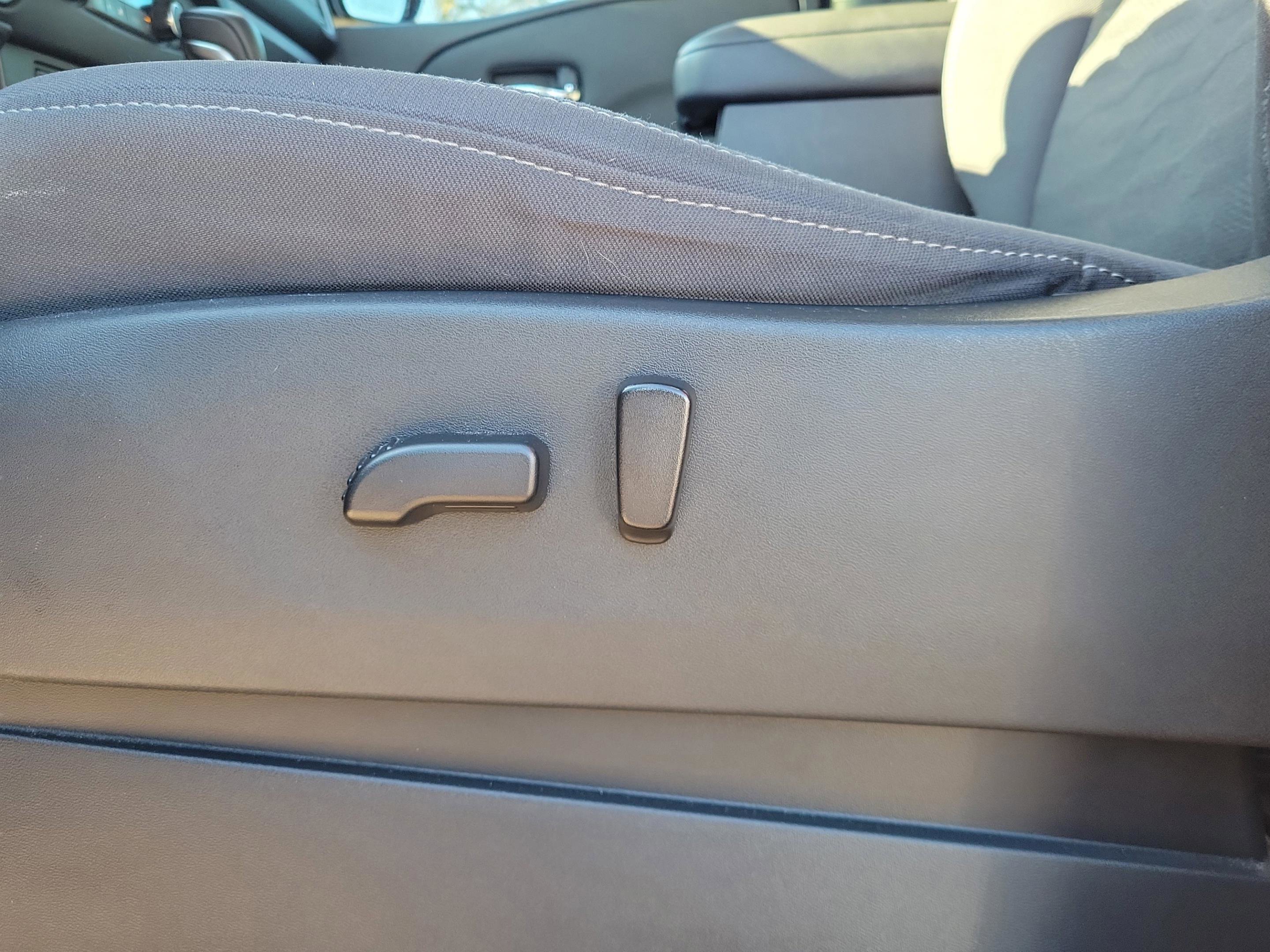 Certified 2023 Nissan Frontier SV w/ SV Convenience Package image 21