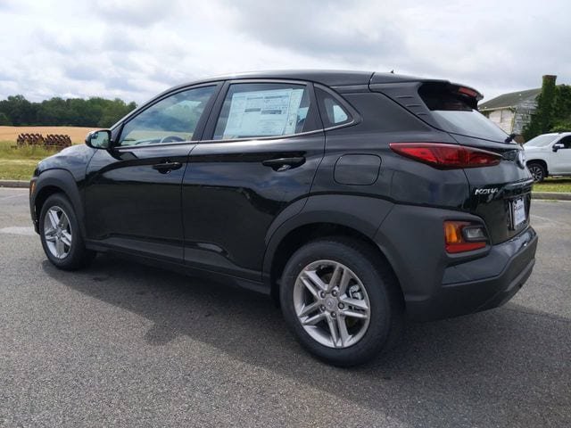 Used 2021 Hyundai Kona SE AWD/4WD image 6