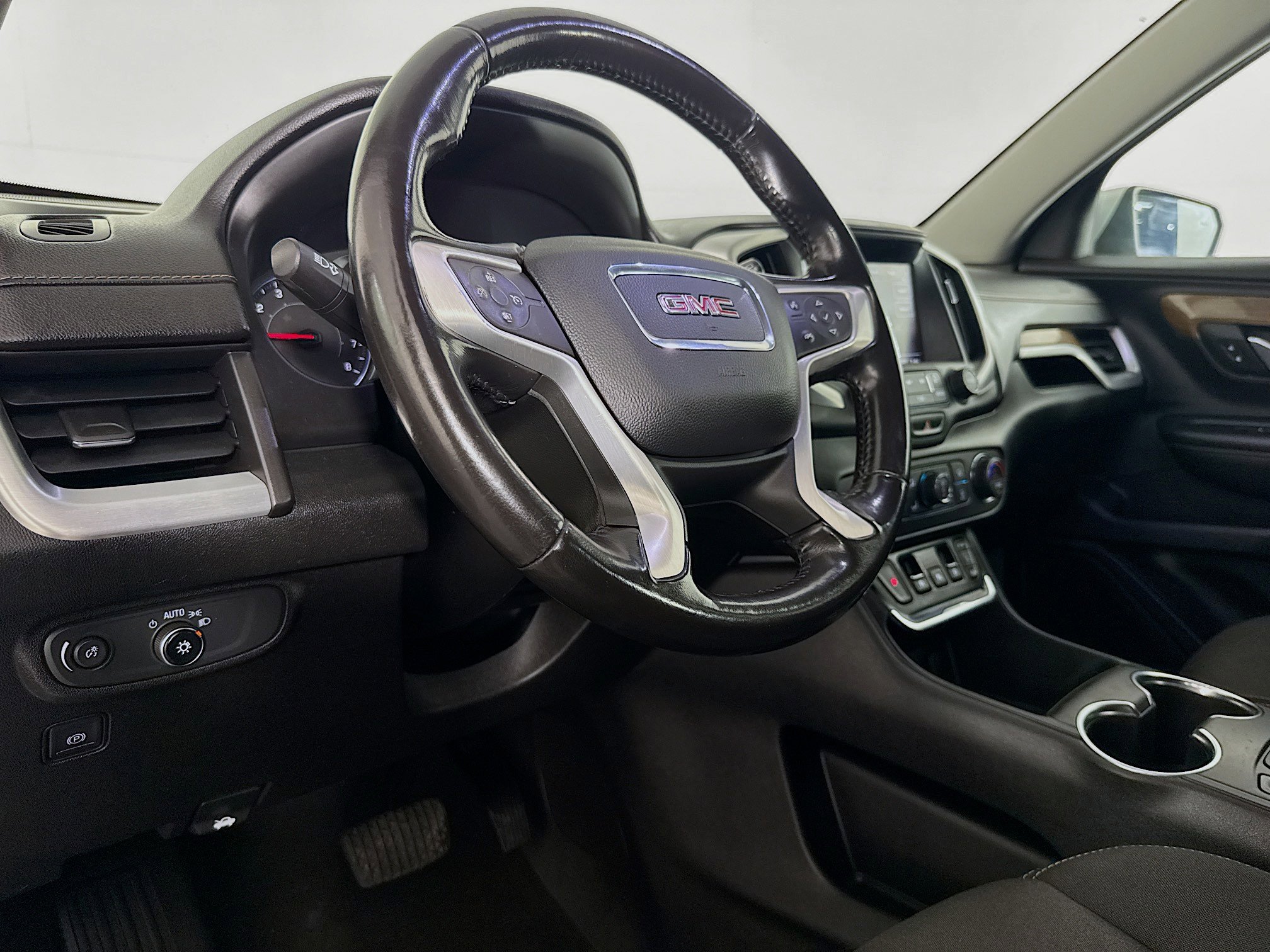 Used 2018 GMC Terrain SLE w/ Driver Convenience Package image 22