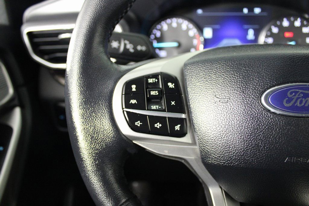 Used 2024 Ford Explorer Limited image 25