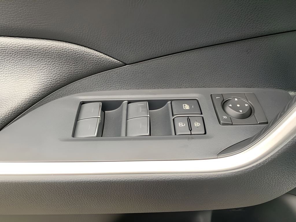 New 2025 Toyota RAV4 SE image 11