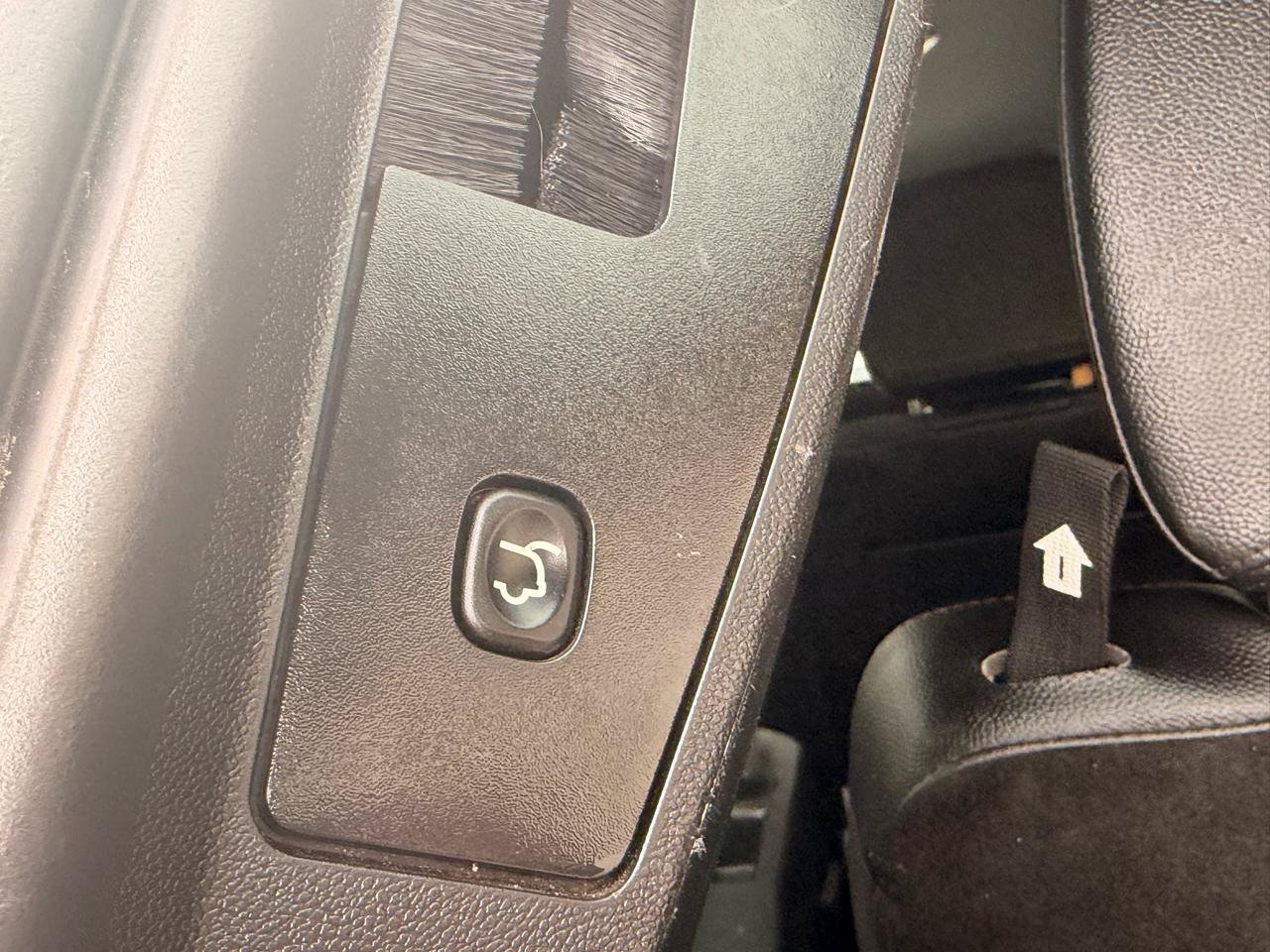 Used 2020 Dodge Grand Caravan GT FWD image 24