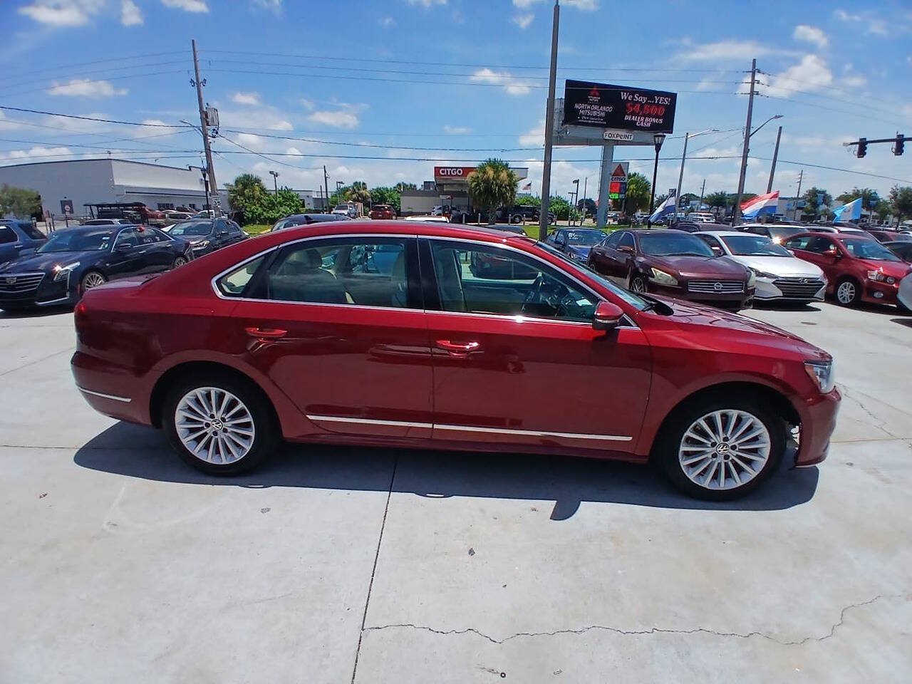 Used 2017 Volkswagen Passat 1.8T SE FWD image 6
