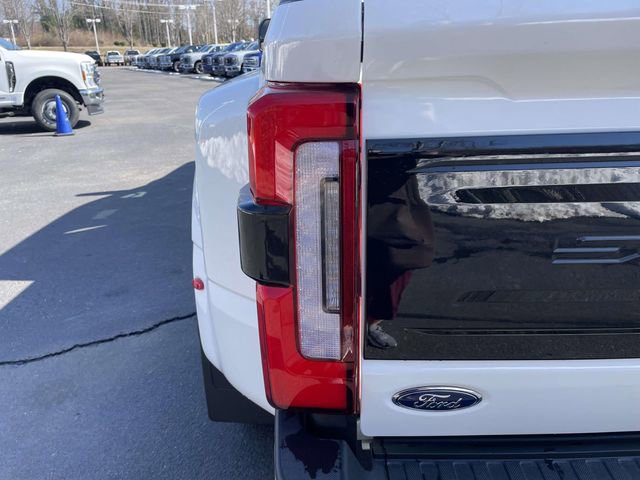 New 2026 Ford F350 Platinum image 34