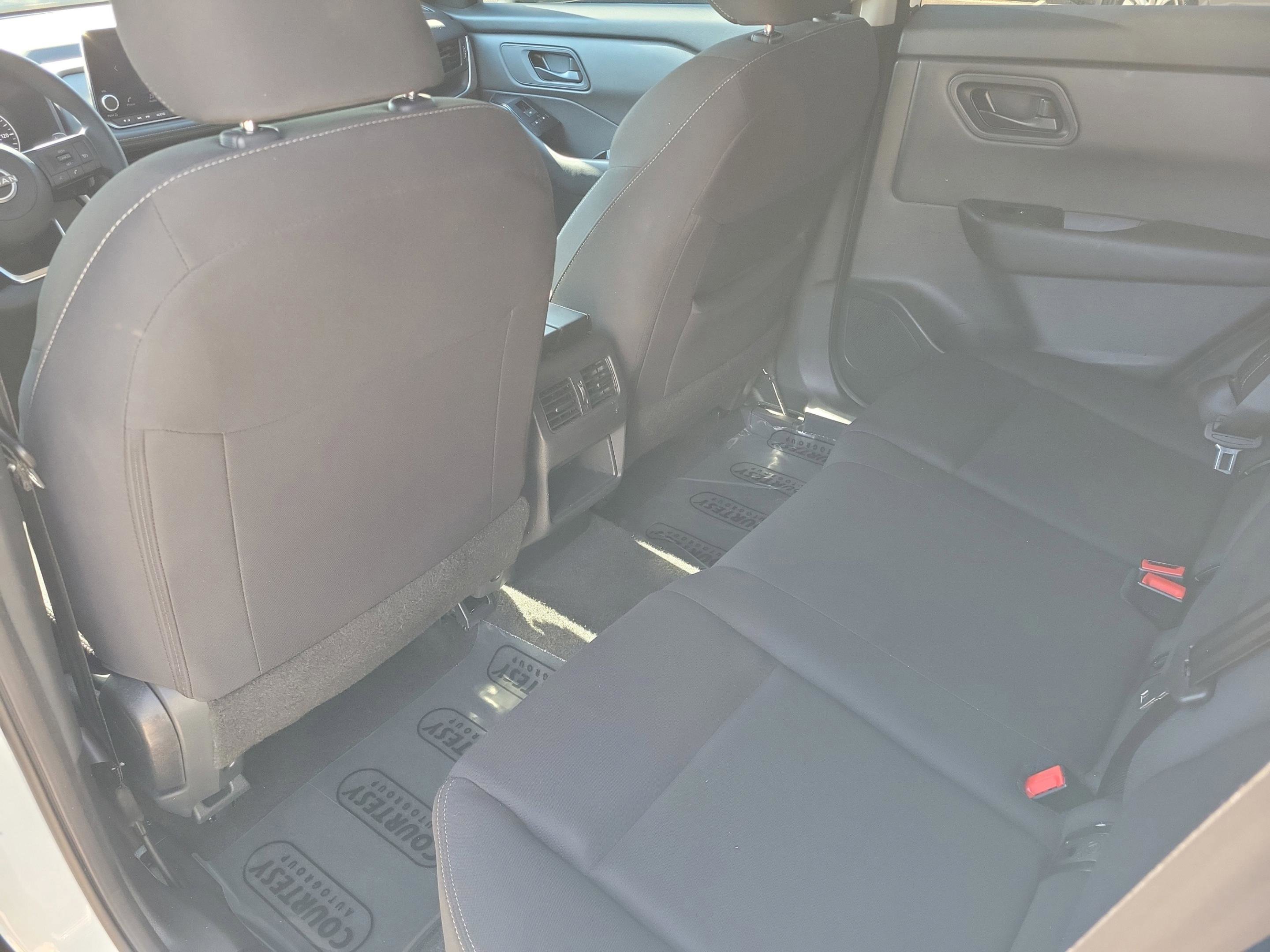 Certified 2024 Nissan Rogue S image 13