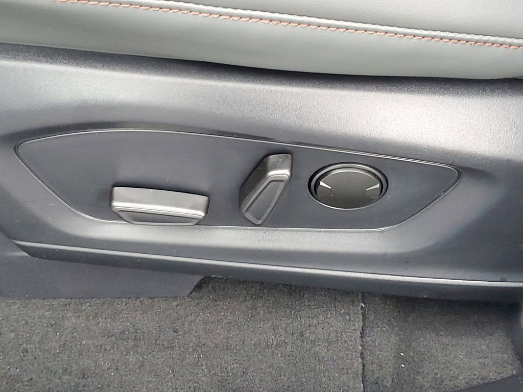 New 2026 Ford Explorer Active image 8