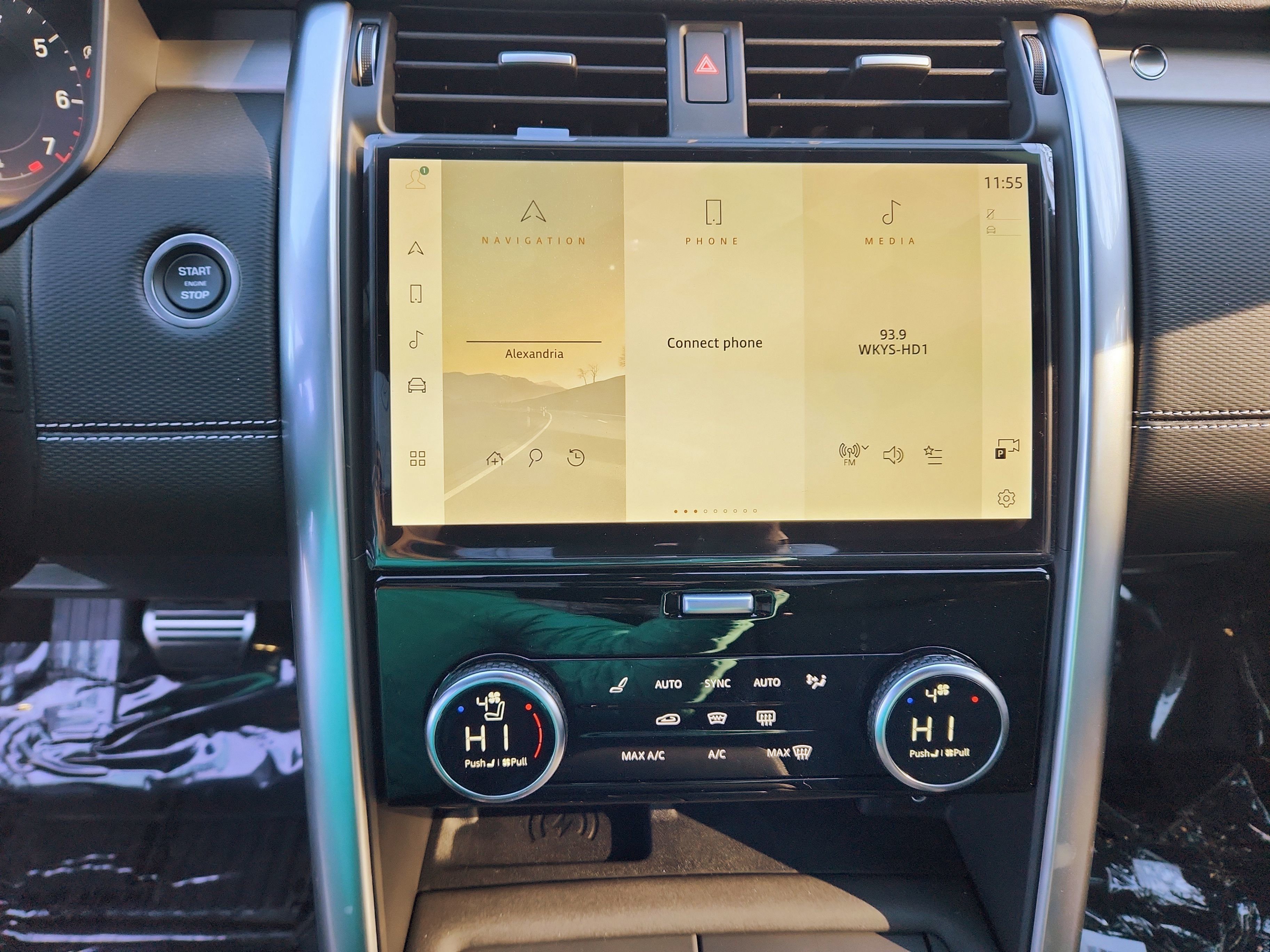 New 2026 Land Rover Discovery Limited Edition image 17