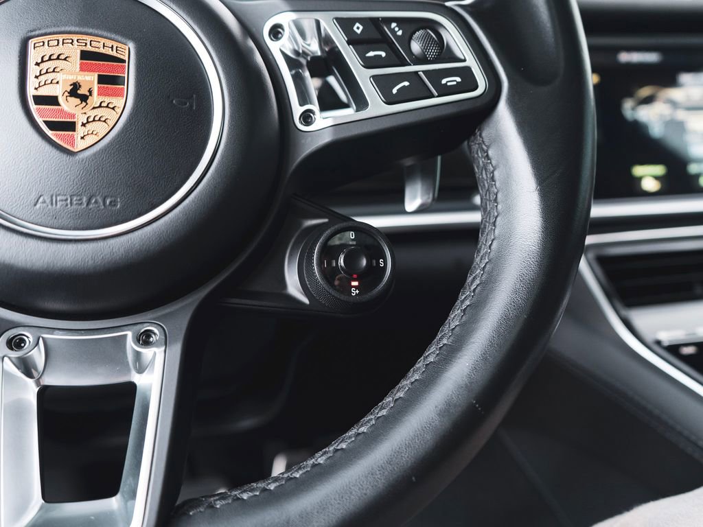 Used 2019 Porsche Panamera Turbo image 22