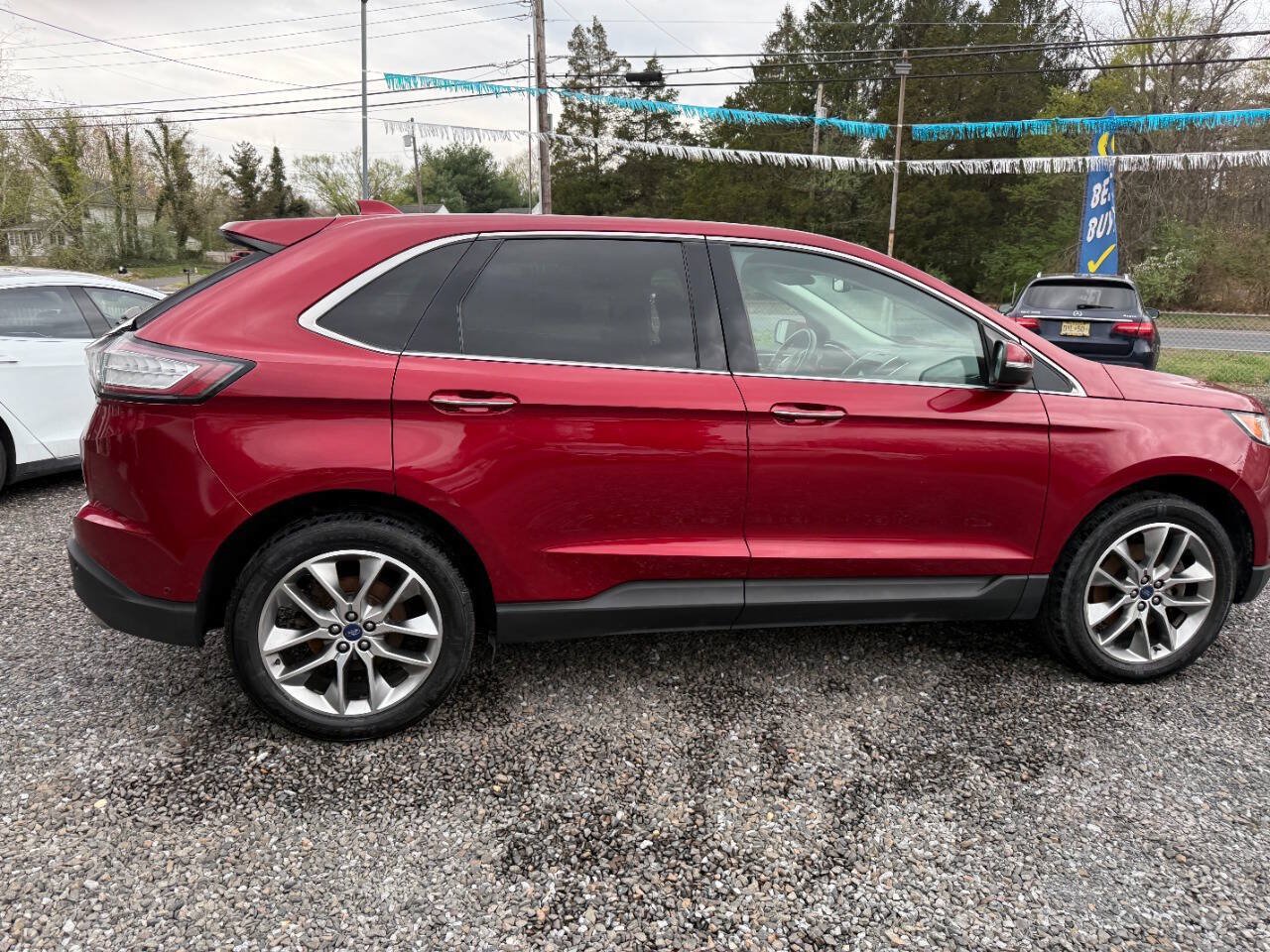Used 2018 Ford Edge Titanium w/ Equipment Group 302A AWD/4WD image 17
