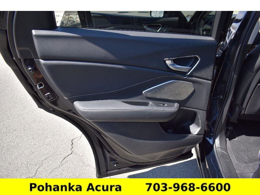 Used 2025 Acura RDX SH-AWD w/ Advance Package image 29