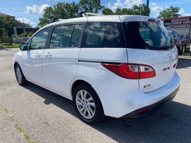 Used 2012 MAZDA MAZDA5 Sport FWD image 4