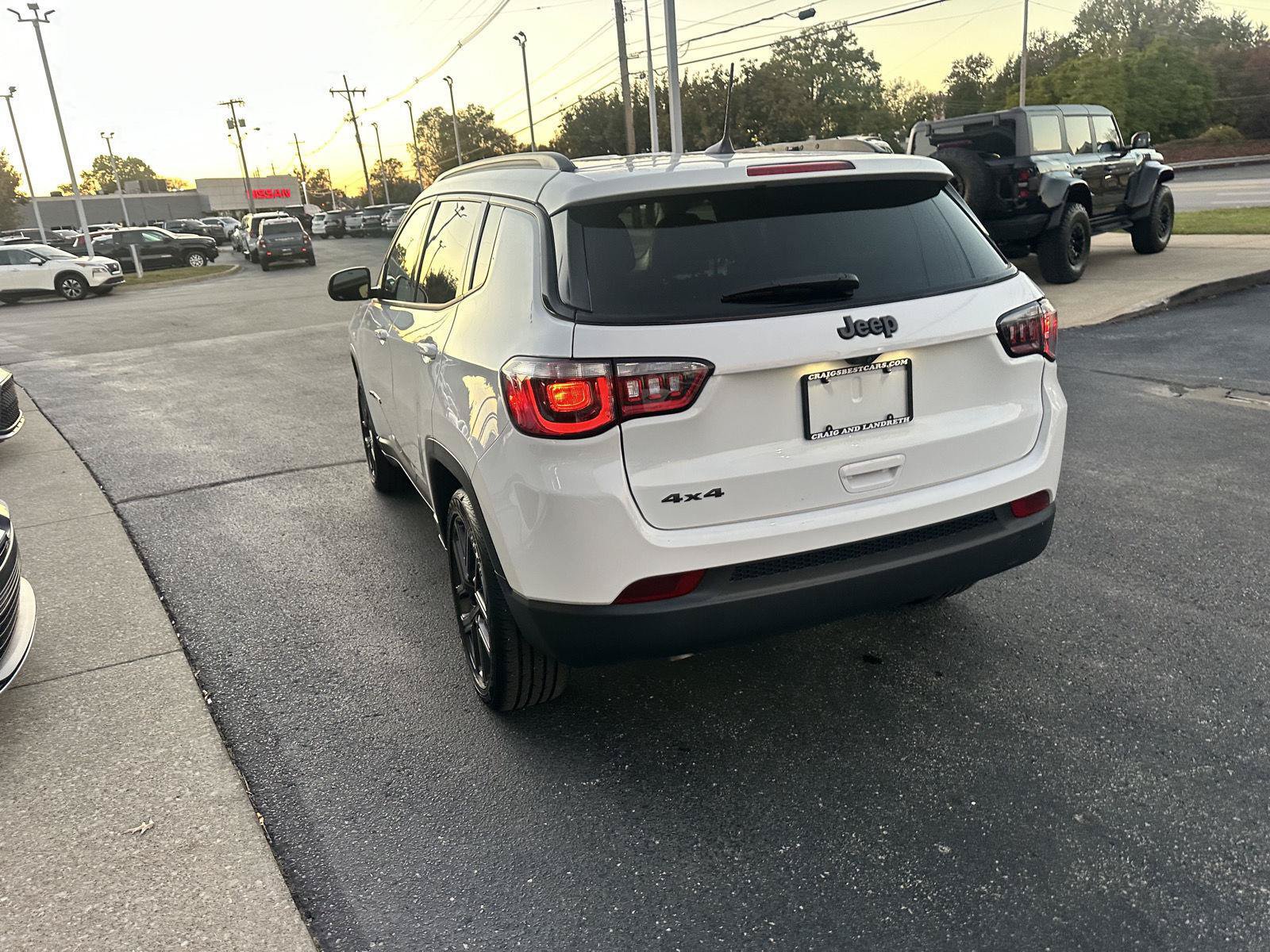 Used 2026 Jeep Compass Latitude AWD/4WD image 5