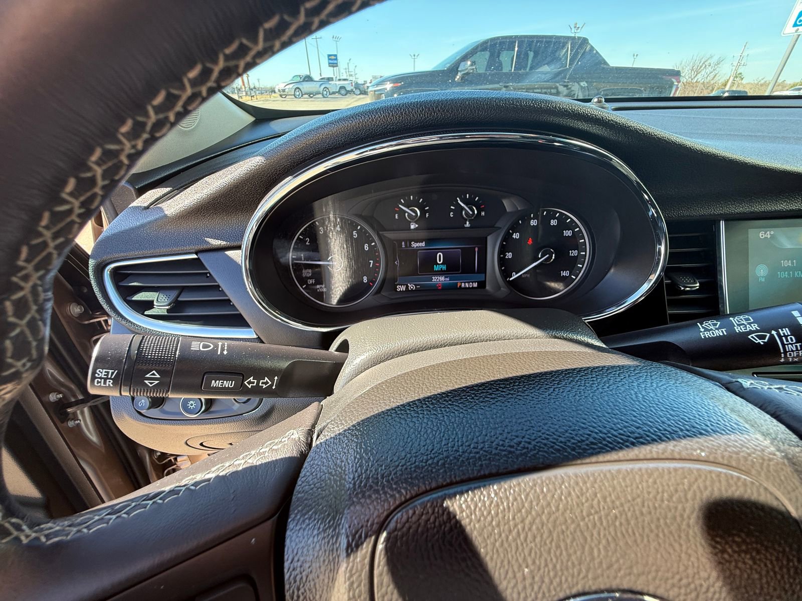 Used 2019 Buick Encore Essence image 12
