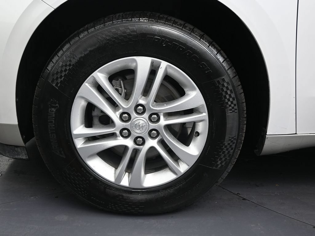 Used 2021 Buick Enclave Essence w/ Sound and Sites Package FWD image 9