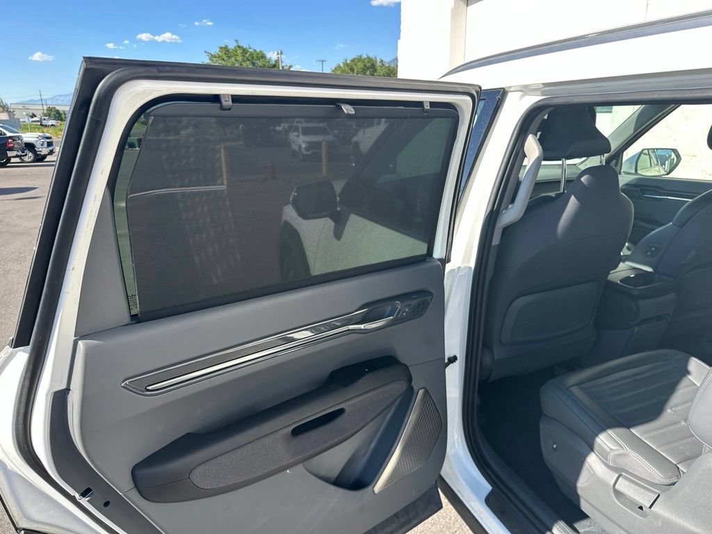 Used 2024 Kia EV9 Land AWD/4WD image 8