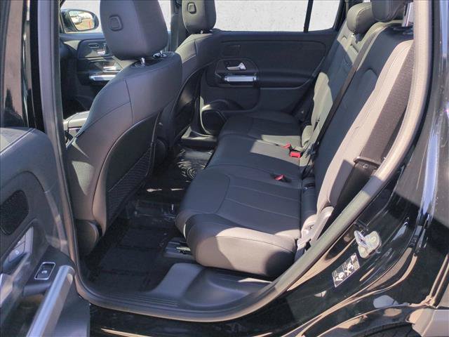 Used 2025 Mercedes-Benz GLB 250 image 23