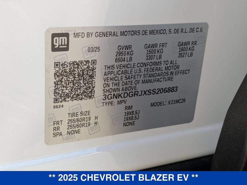 New 2025 Chevrolet Blazer EV LT AWD/4WD image 40