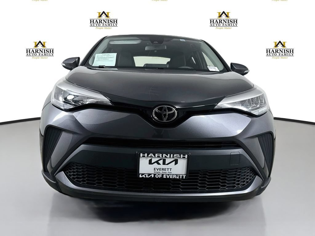 Used 2020 Toyota C-HR LE FWD image 2