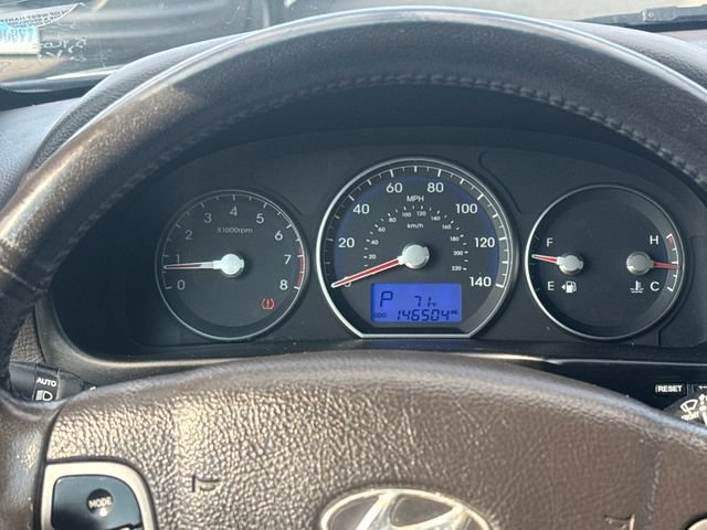 Used 2012 Hyundai Santa Fe SE AWD/4WD image 15