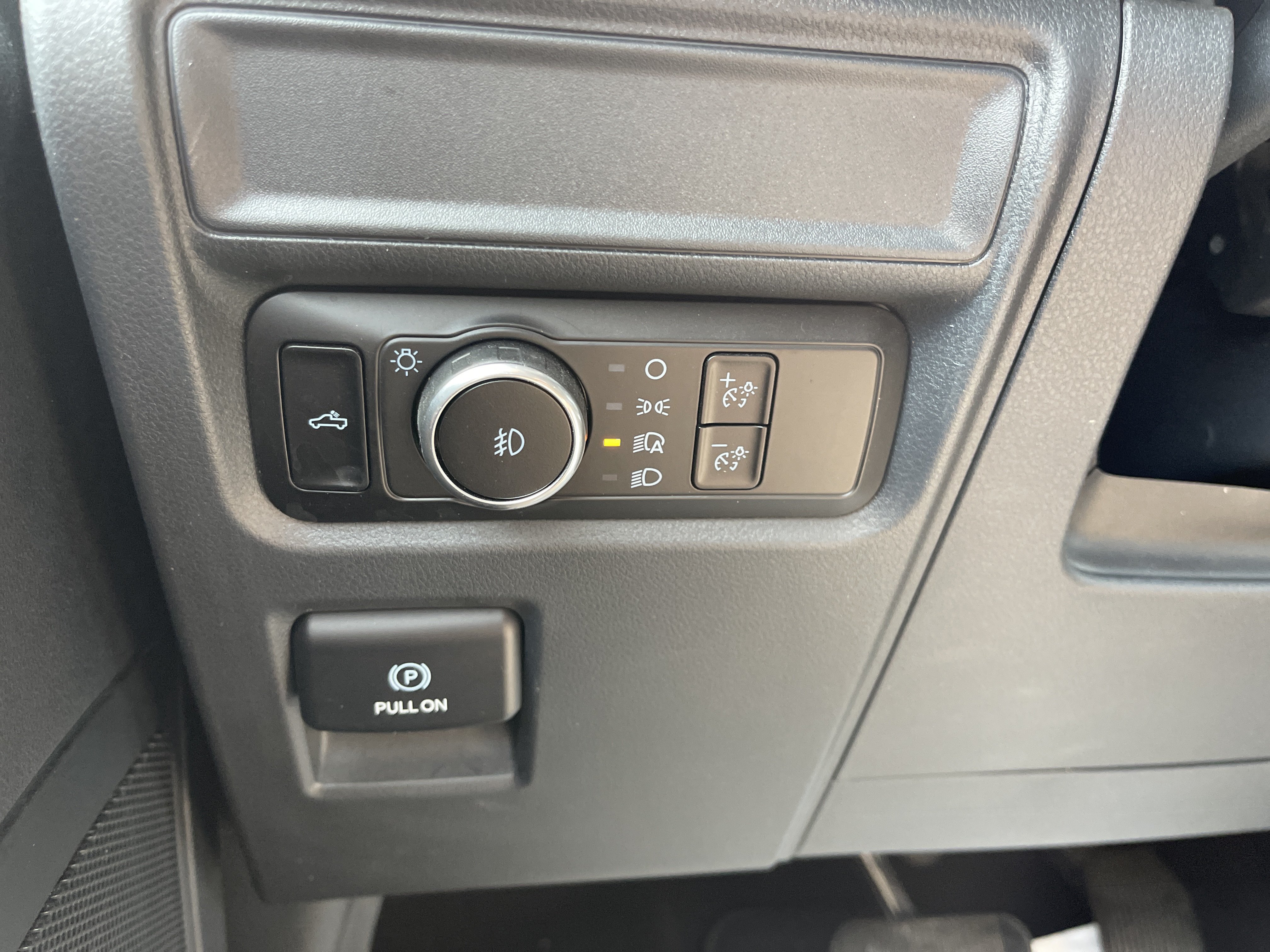 Used 2024 Ford F150 STX RWD image 19