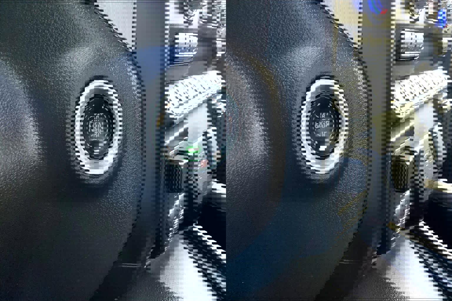 Used 2020 GMC Sierra 3500 Denali w/ Denali Ultimate Package image 35