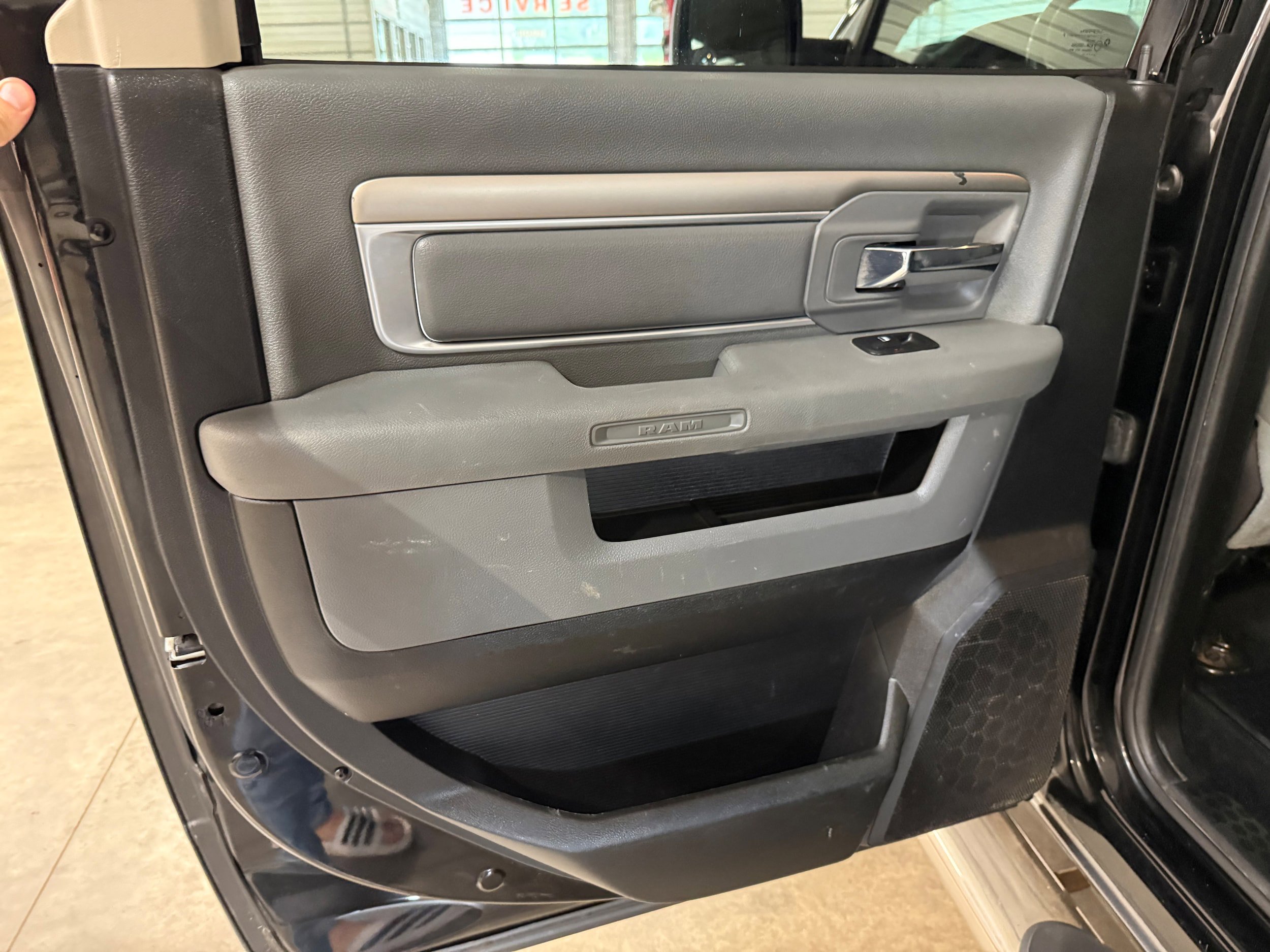 Used 2013 RAM 2500 Outdoorsman AWD/4WD image 38